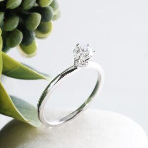 0.3ct engagement ring promotion malaysia with Lia 6 prong