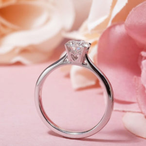 ZCOVA engagement ring with heart design
