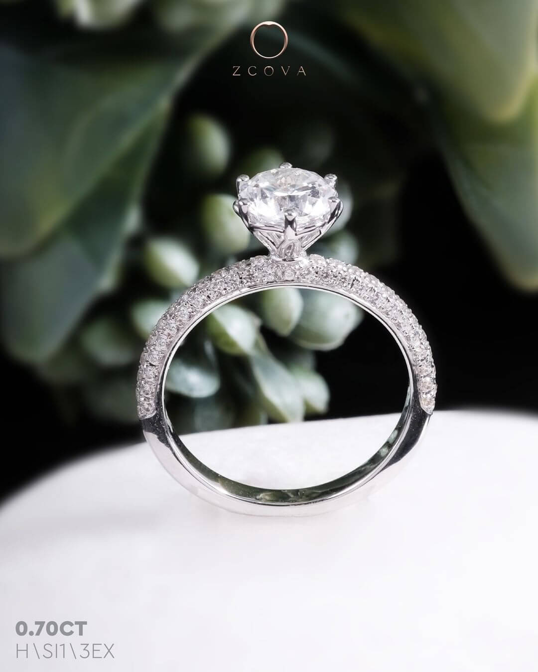 Kwiat | The Kwiat Setting Princess Cut Diamond Engagement Ring with a Thin Pave  Diamond Band in Platinum - Kwiat