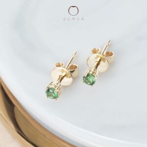 Emerald Stud Earrings - gemstone jewelry Malaysia