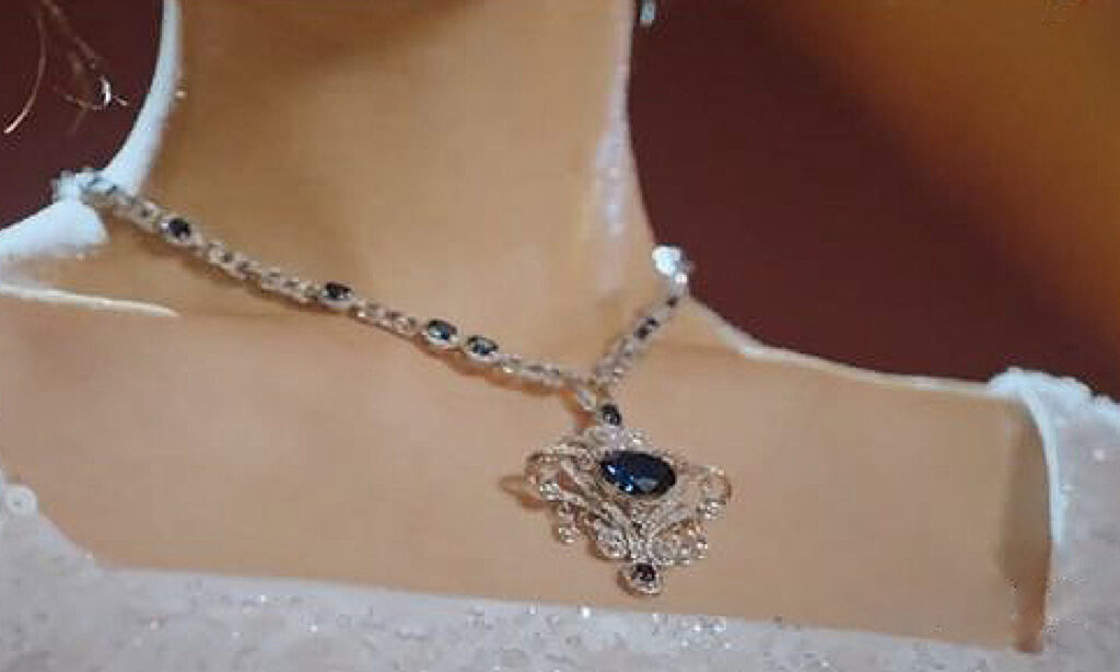 Blue Sapphire necklace set penthouse kdrama