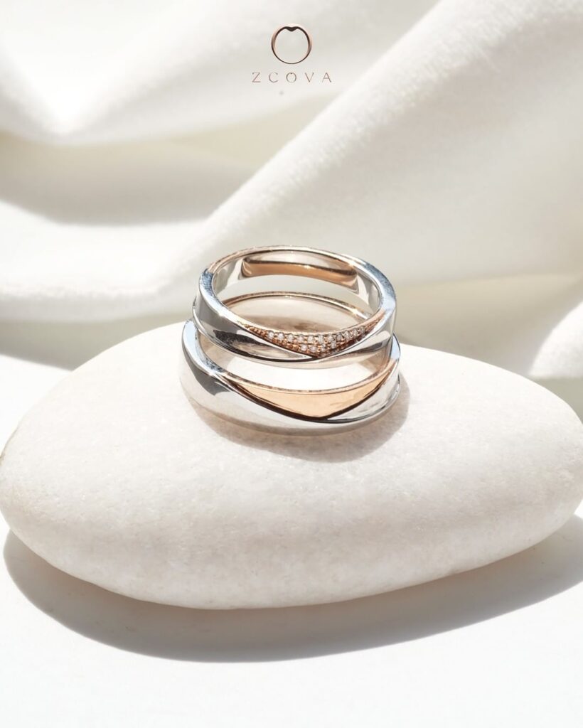 mixed metal two-tone wedding band set with diamonds