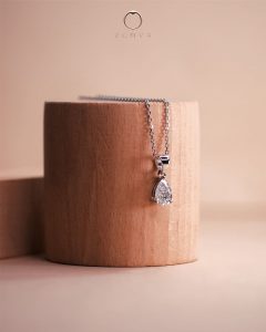 Pear-cut Diamond Pendant Necklace in white gold