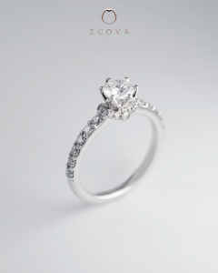 Pavè Engagement Ring